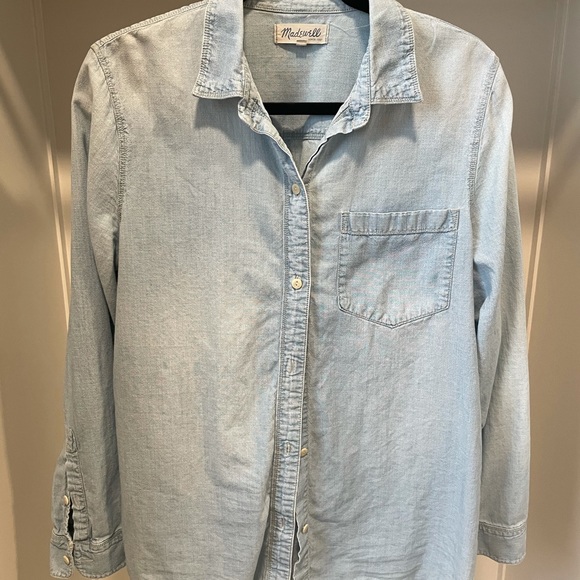 Madewell Tops - Madewell Light Chambray Shirt